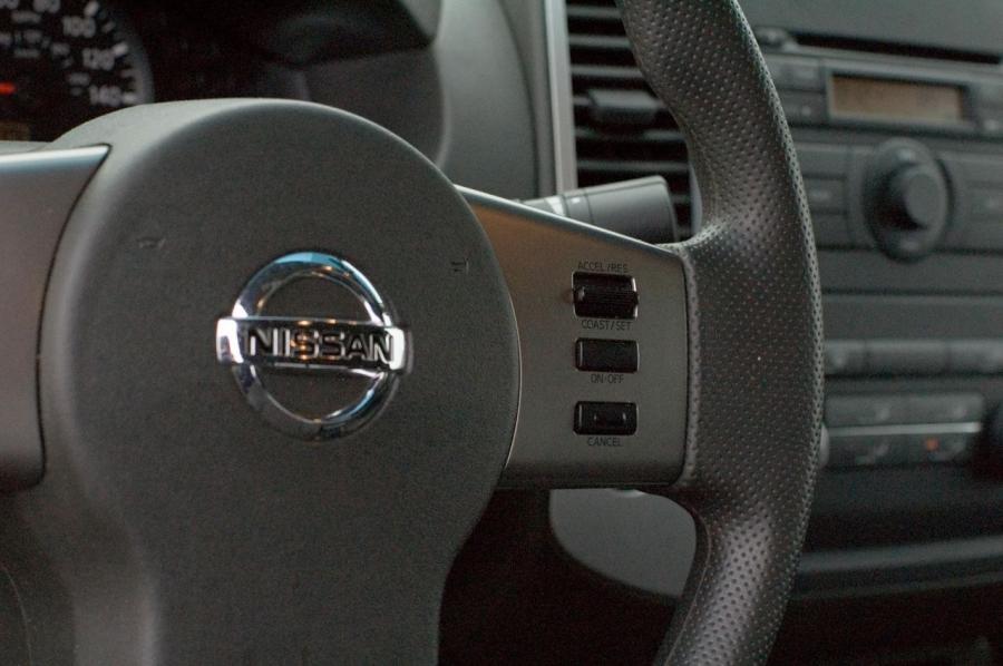 Nissan Frontier 2009 года  (фото 44 из 65)